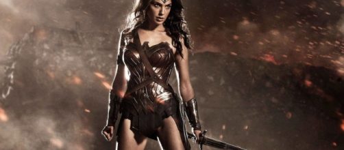 Mulher maravilha ter&aacute; filme que estreia em junho de 2017, vil&atilde;o j&aacute; foi revelado e ser&aacute; Ares