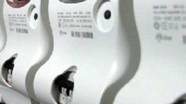Bonus fino a 150 euro per i contatti luce e gas.