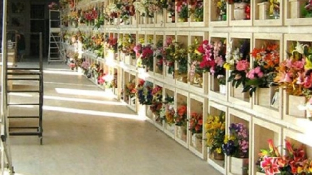 I loculi della parte nuova del cimitero di Noto