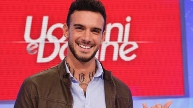 La redazione di Uomini e Donne contro Lucas Peracchi