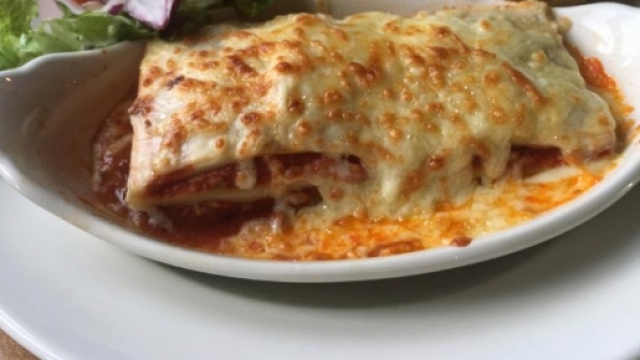 Lasagne di manzo contenenti carne di maiale: Whitbread si scusa
