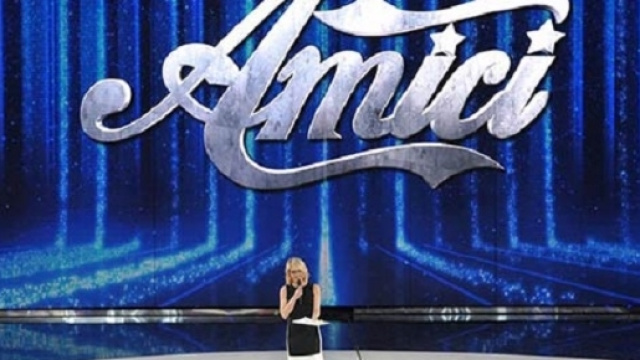 Anticipazioni Amici 2016-2017 e polemiche Mediaset