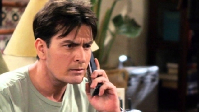 Charlie Sheen tente une nouvelle approche exp&eacute;rimentale pour combattre le VIH
