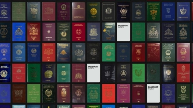 Ecco i passaporti pi&ugrave; &ldquo;potenti&rdquo; del mondo: la classifica aggiornata al 2017
