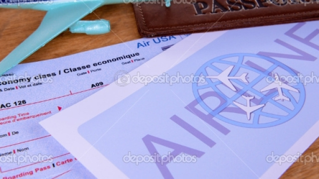 Ecco i rischi che corri pubblicando sui social network i biglietti aerei