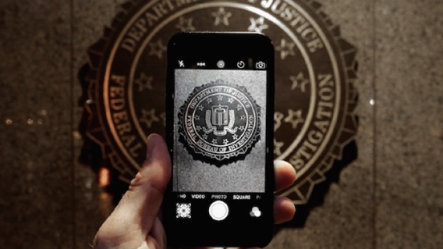 L'FBI avrebbe pagato 1,3 milioni di dollari per violare l'iPhone di San Bernardino
