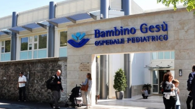 Roma, mamma di Napoli tenta uccidere figlia con psicofarmaci nel ... - velvetnews.it