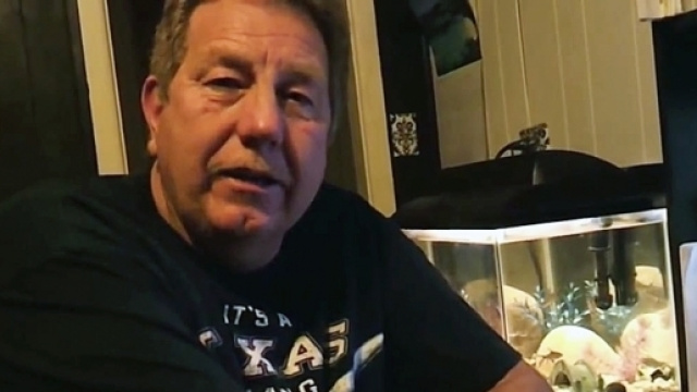 Ronny Dawson, l'autotrasportatore texano dell'azienda petrolifera Coleman sfuggito al rapimento degli alieni