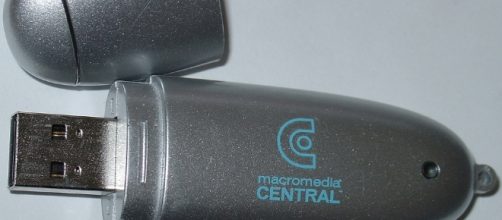 El juez analiza m&aacute;s contendio de otros Pendrives