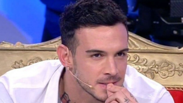 Lucas Peracchi: prosegue lo scontro con la redazione di Uomini e Donne.