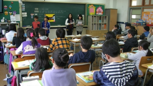 Alunni vincono pc e lo regalano a scuola terremotata