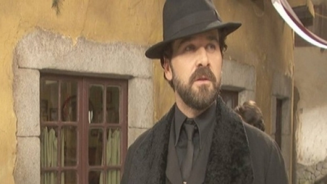 Cristobal Garrigues ritorna a Puente Viejo