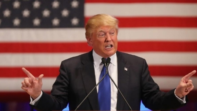 'Forse c'&egrave; la Russia dietro gli hacker', Donald Trump lo ammette per la prima volta