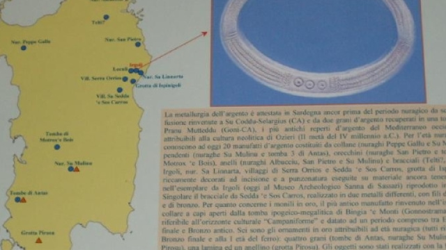 Bracciale nuragico arriva alla fondazione Nurnet - blogspot.com