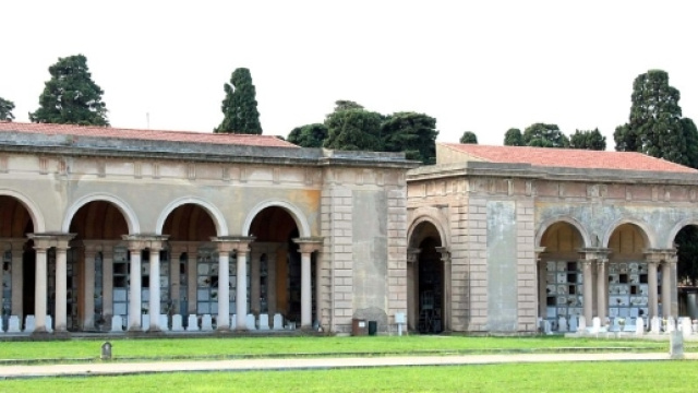 Seppellire il cane nella tomba di famiglia? - quilivorno.it
