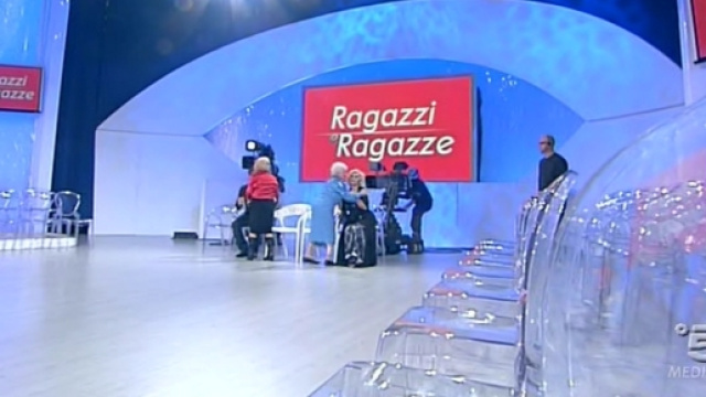 Uomini e Donne anticipazioni Ragazzi e ragazze: Roberta Ruiu ... - vitadamamma.com