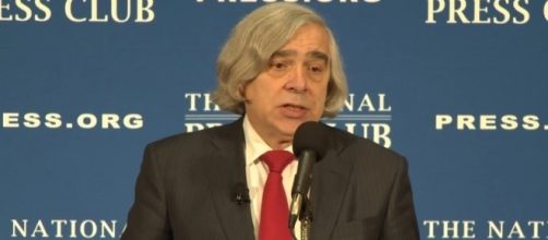 DOE head Ernest Moniz at the National Press Club. NPC Live (YouTube-Screencap)