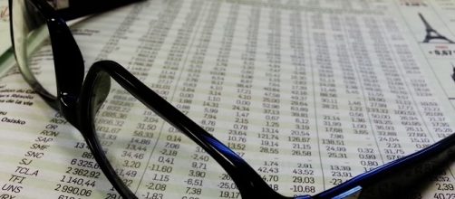 Speck: can renaming the instrument sold by companies without revenues save lives? / Charles Rondeau, PublicDomainPictures.net