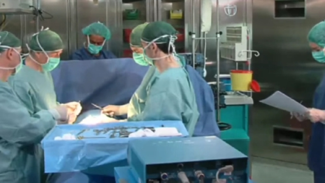Sala operatoria durante un intervento