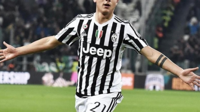 Un gioiello di Dybala piega il Sassuolo. Buffon nella storia ... - lastampa.it