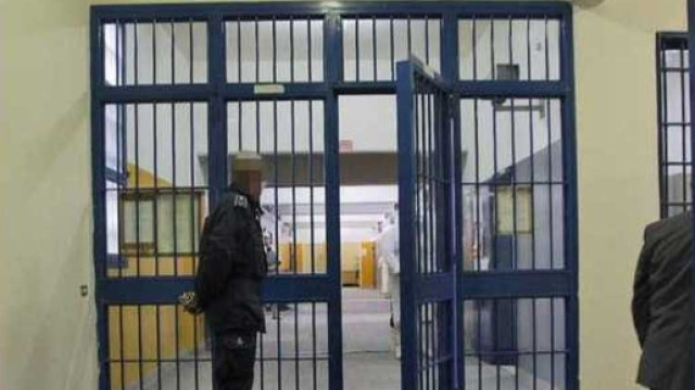 Uomo sardo suicida in carcere ad Alessandria