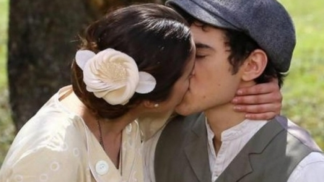Il primo bacio tra Matias e Beatriz