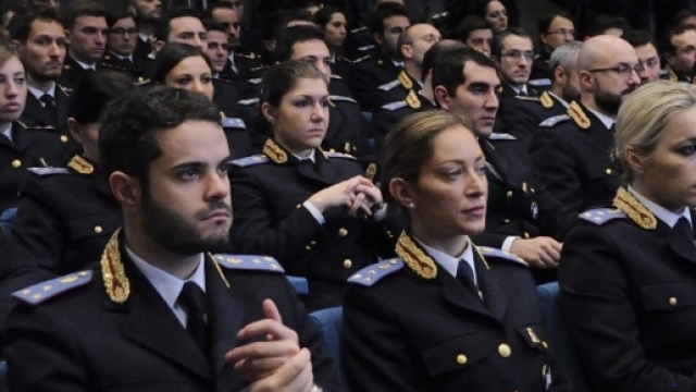 La cerimonia di inaugurazione dell'anno accademico 2015 alla ... - poliziadistato.it
