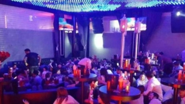 Sparatoria in discoteca a Playa del Carmen, un milanese tra le ... - lastampa.it