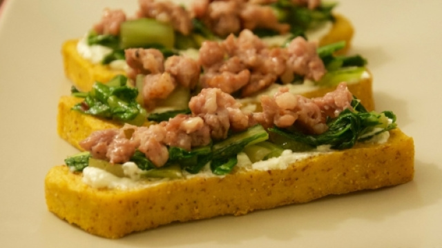 Barche agli spinaci per un aperitivo originale