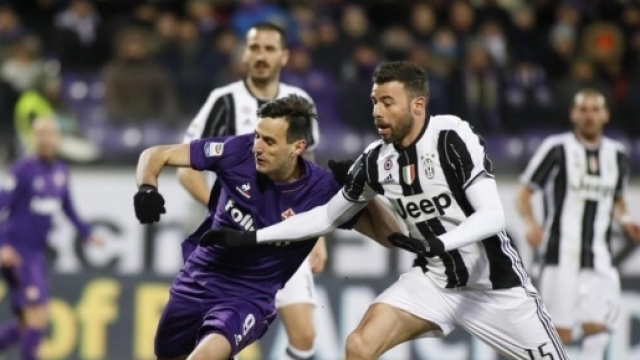 Kalinic lotta con Barzagli; google images