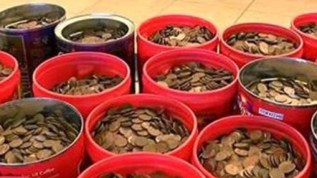 Nick Stafford ha pagato 3000 dollari in moneta al fisco