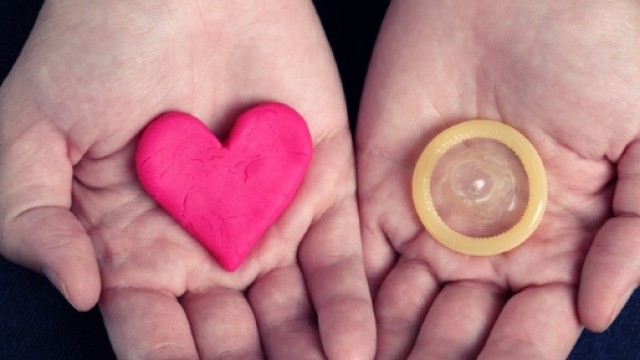 Salute, boom di malattie sessualmente trasmissibili