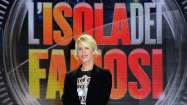 Alessia Marcuzzi conduttrice dell'Isola dei Famosi 2017