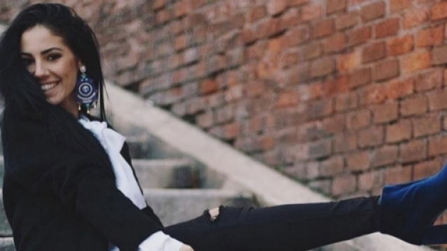 Gossip: Giulia De Lellis rinuncia all'Isola dei famosi perch&egrave; aspetta un bambino?