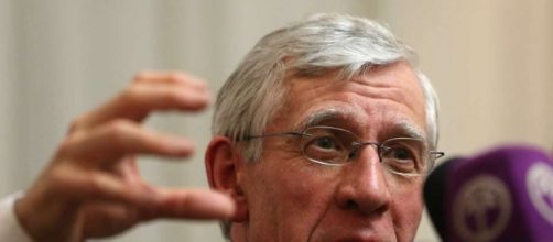 Ex-UK foreign secretary faces legal action in rendition case - SFGate - sfgate.com