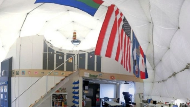 L'interno della cupola che ospiter&agrave; i sei ricercatori per otto mesi. Photo by University of Hawaii