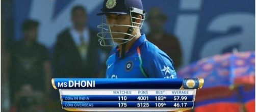 4000 ODI runs for @msdhoni in India Eng vs Ind photo screencapped from BCCI via twitter