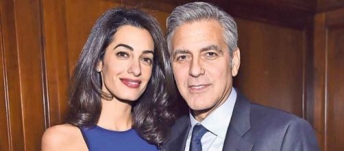 Amal y George esperan mellizos