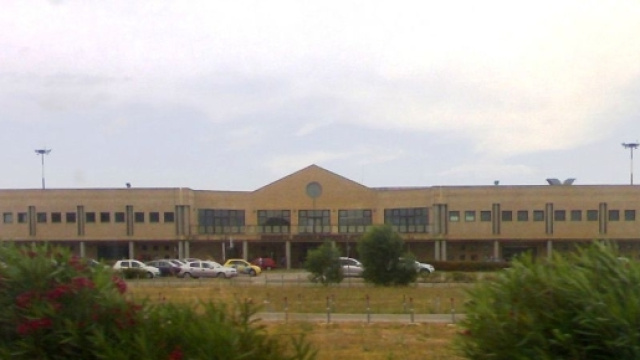 L'aeroporto di Crotone rimarr&agrave; chiuso.