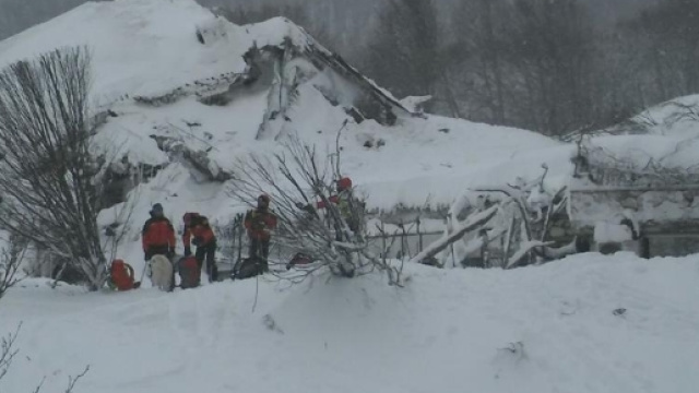 L'hotel Rigopiano raggiunto dal soccorso alpino