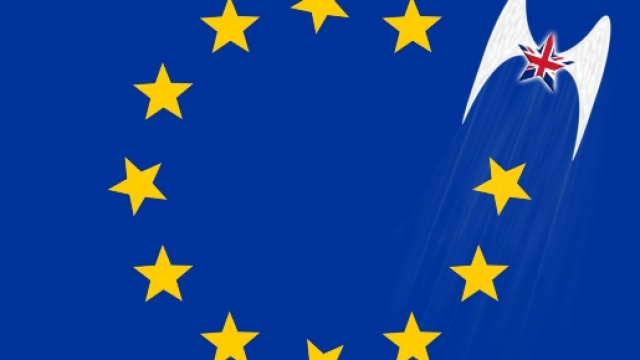 Theresa May dice che sar&agrave; hard Brexit