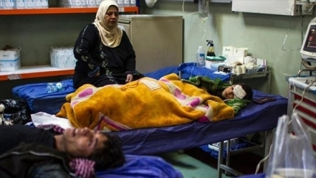 23 dicembre 2016: feriti di un attentato a Mossul fanno ingresso in un ospedale di Erbil