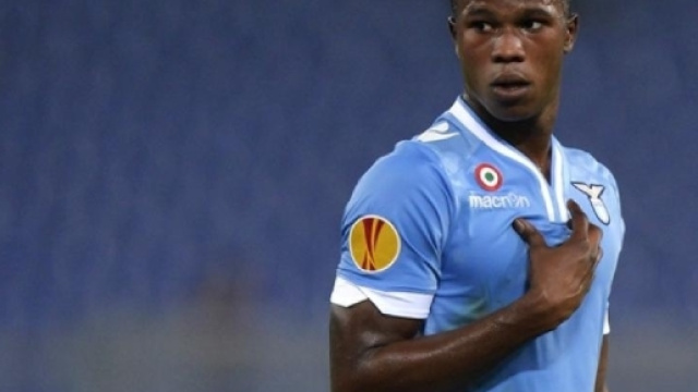Cori razzisti per Keita, la vergogna dei tifosi del Padova - infobetting.com