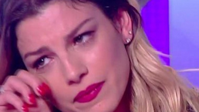 La cantante salentina ha attirato numerose polemiche.