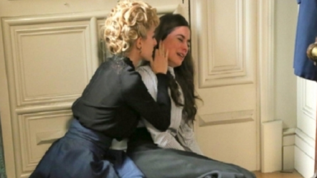 Teresa distrutta dopo aver visto Mauro con Sara