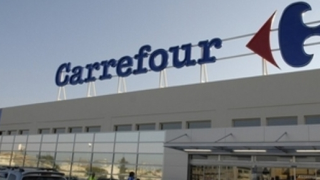 Carrefour chiude tre ipermercati e licenzia 500 persone