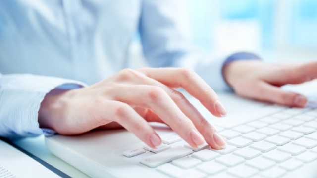 Offerte lavoro per laureati in Giurisprudenza: tirocini retribuiti.