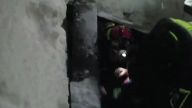 Soccorritori impegnati nelle operazioni di ricerca a Rigopiano (Vigili del fuoco)