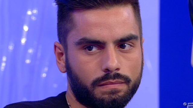 Uomini & Donne: Mario Serpa opinionista - il primo video | BitchyF - bitchyf.it