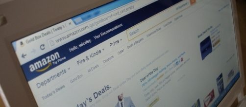 Amazon.com, Inc. (Nasdaq: AMZN) is among the best-peforming companies in the stock market / Simon, Pixabay CC0 Public Domain